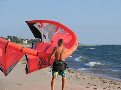 preparing his kite