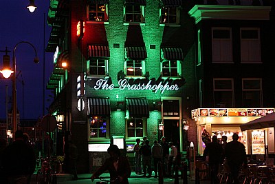 grasshopper coffeeshop