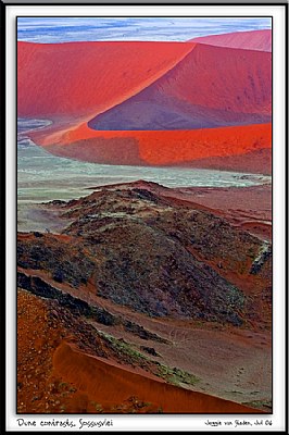 Dune contrast