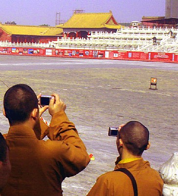Monks & Photographers