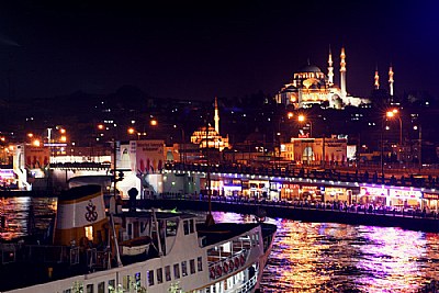 ISTANBUL AT NIGHT