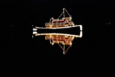 boat, at night