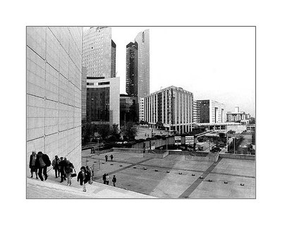 Way up to  la Grande Arche