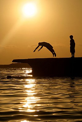 salto hacia la luz