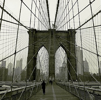 Brooklyn Bridge (non pixelated as before)