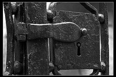 Locked (5 of 5)