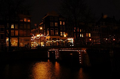 -Una notte lontana ad Amsterdam-