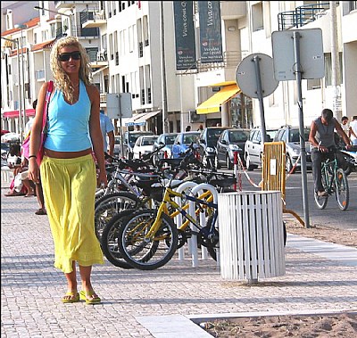 So blond ...