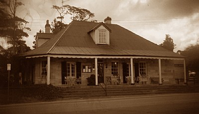 AUSTRALIANA Heritage House