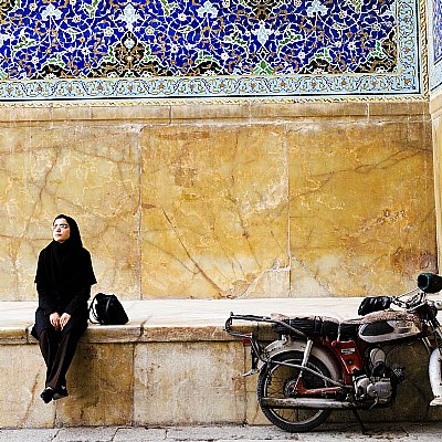 Girl outside Imam Mosque