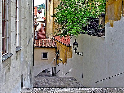 Five cobbled Stairs