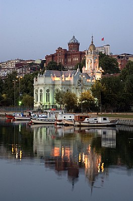Haliç