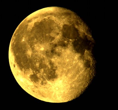 MOON SHOT