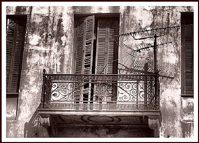 one more old balcony....