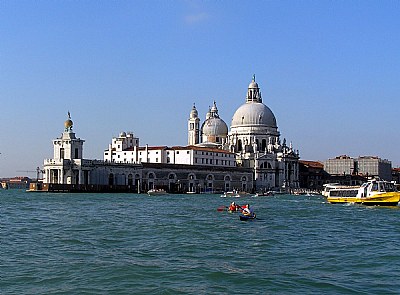 Kayaking On The Grand Canal