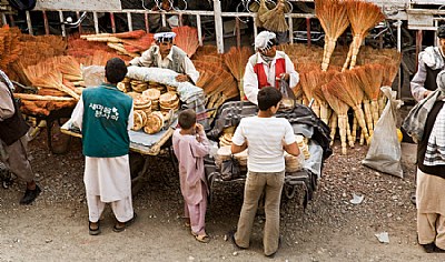 Bazaar, Pul-e Khumri