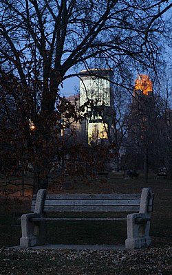 Mpls skyline bench