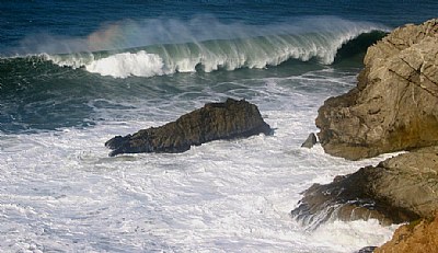 Waves_Rocks