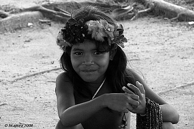 Pataxó little indian girl