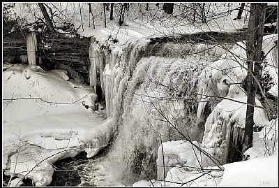 Winter waterfall 2