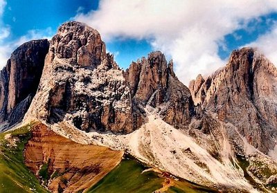 Flat Pebble and Long Pebble - Dolomites -