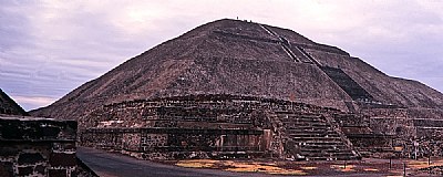 pyramids at Teotuhuacan 