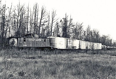 The end of the line for these freight cars: 1991