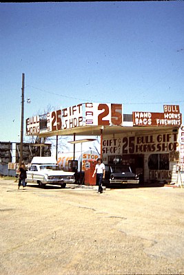 1971: Gas Stop