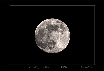 a larger luna at 10 jan 2009