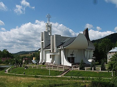 The church in Krynica Górska