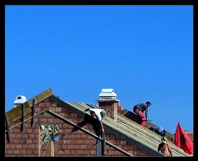  Roof Workers ...#2#