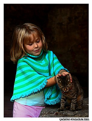 GOLDEN HAIR GIRL and the LITTLE CAT