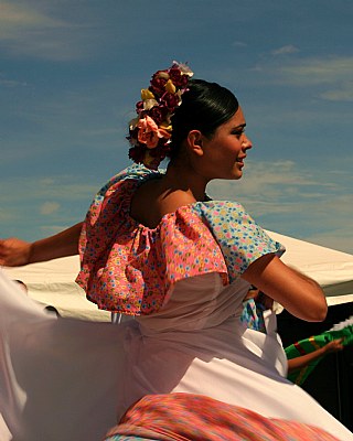 Mexican Dancers