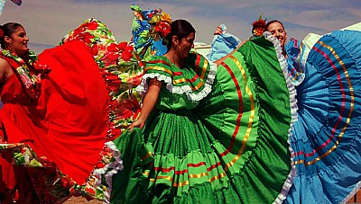 Mexican Dancers 3