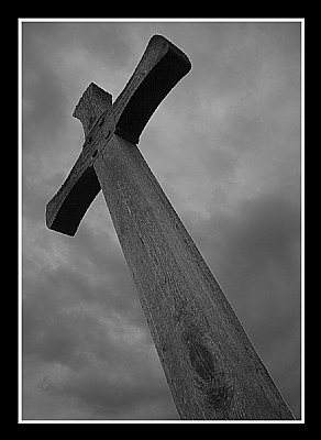 Alnmouth cross