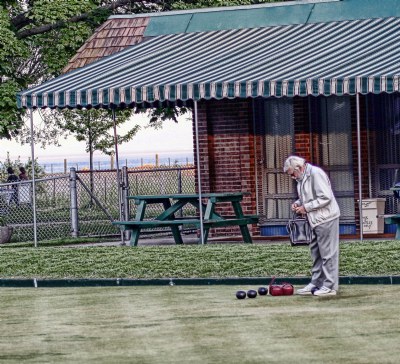 Lawnbowling Guy