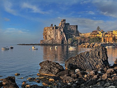 Aci Castello