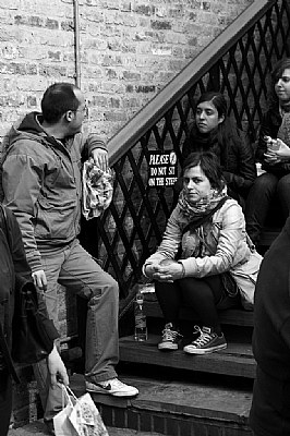 Do not sit on the steps