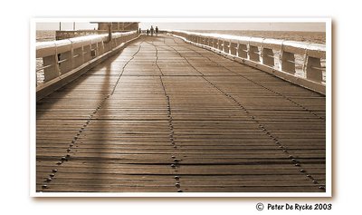 Lines on the pier