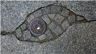 pavement eye