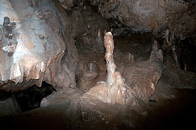 Cave 02