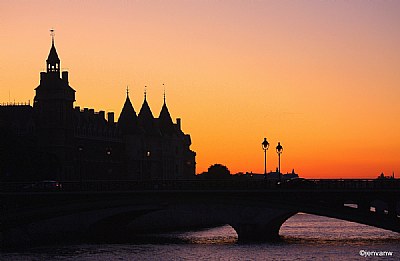 Seine in Sunset