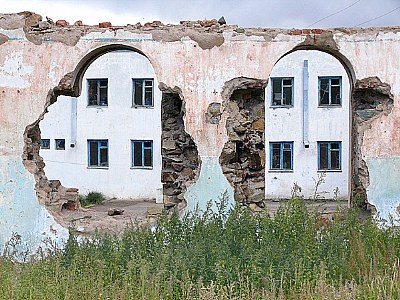 Tsetserleg Ruins