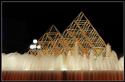 Pyramid fountain