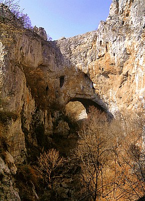 natural stone bridge