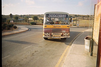 bus 652