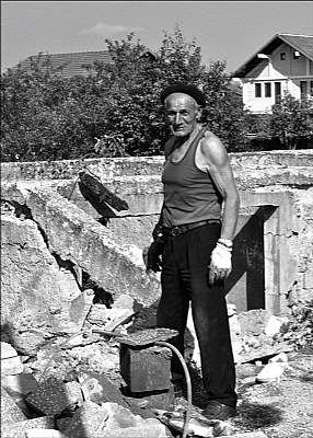85 year  old man