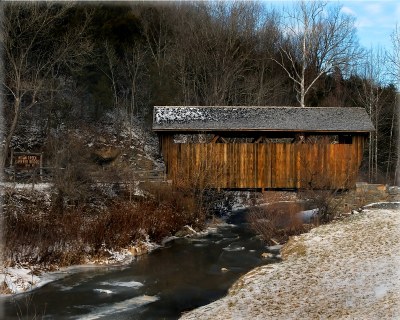 Indian Creek Covered Bridge