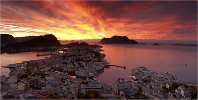 Aalesund at sunset (Norway)