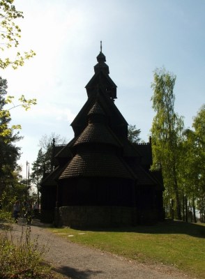 Gol stave church - back